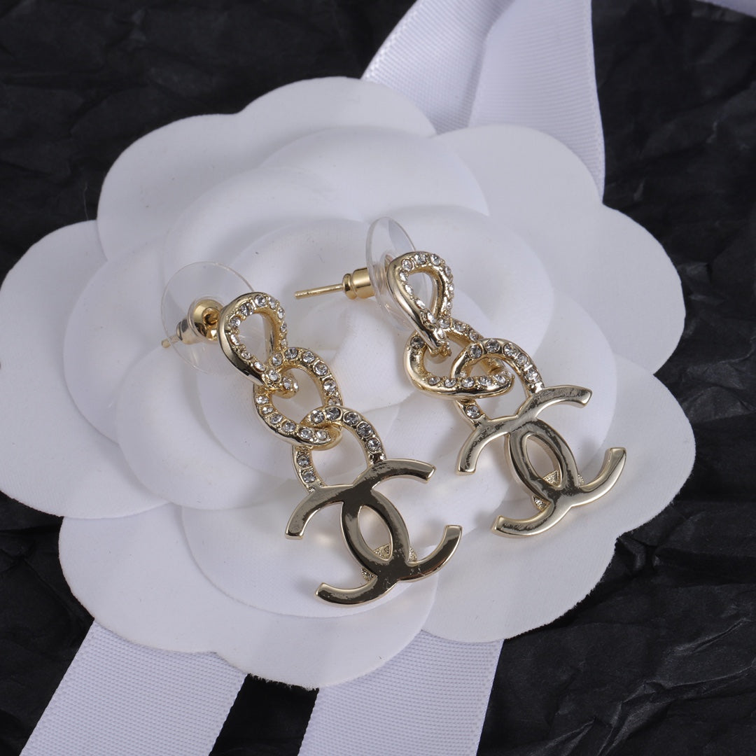 1YC406EDE Stylish Earrings