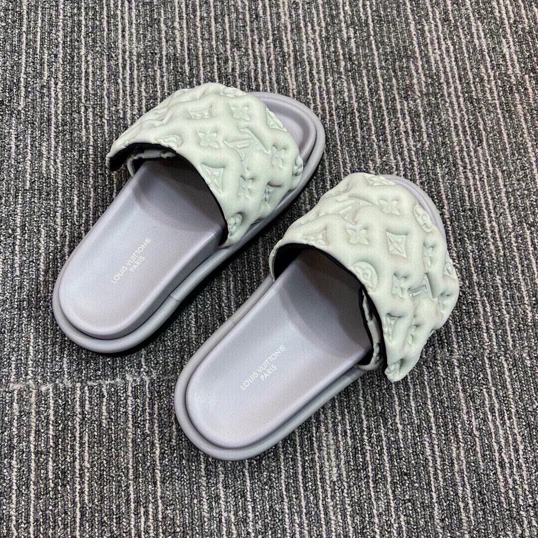 5QE13ZDE Stylish Slippers