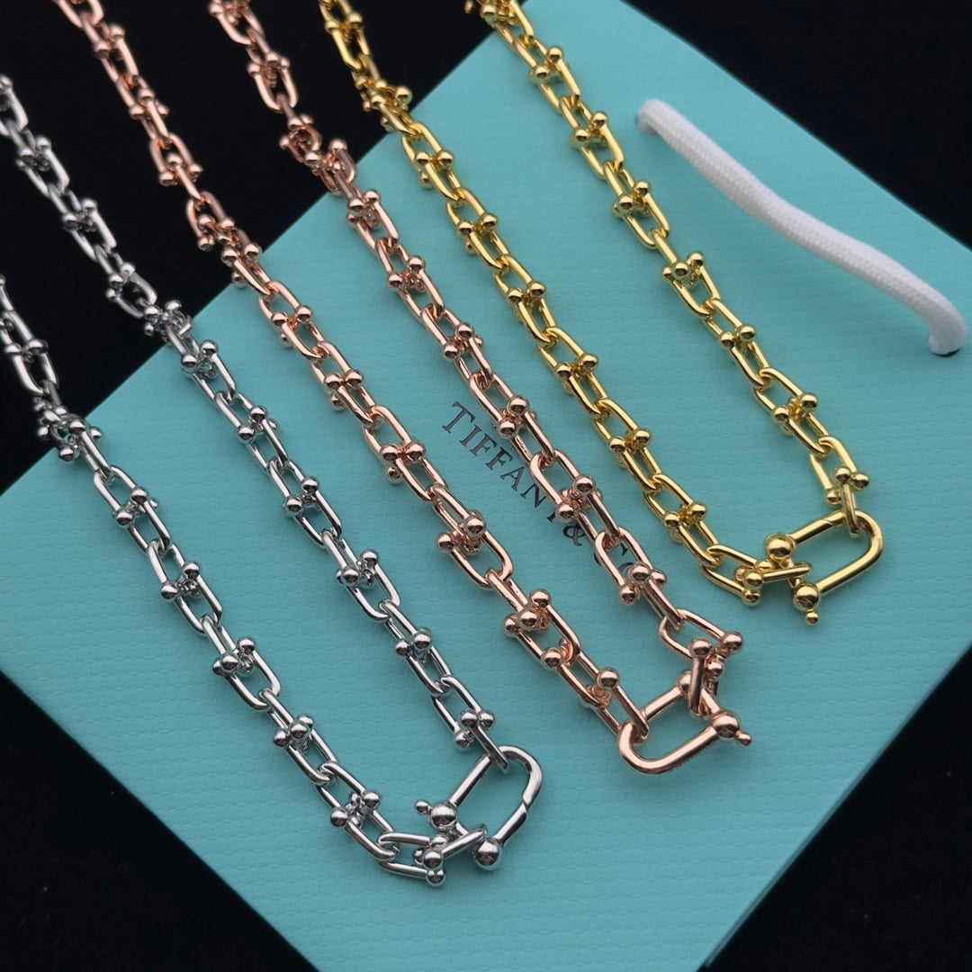 8XT30XDE Stylish Earring Bracelets Necklaces