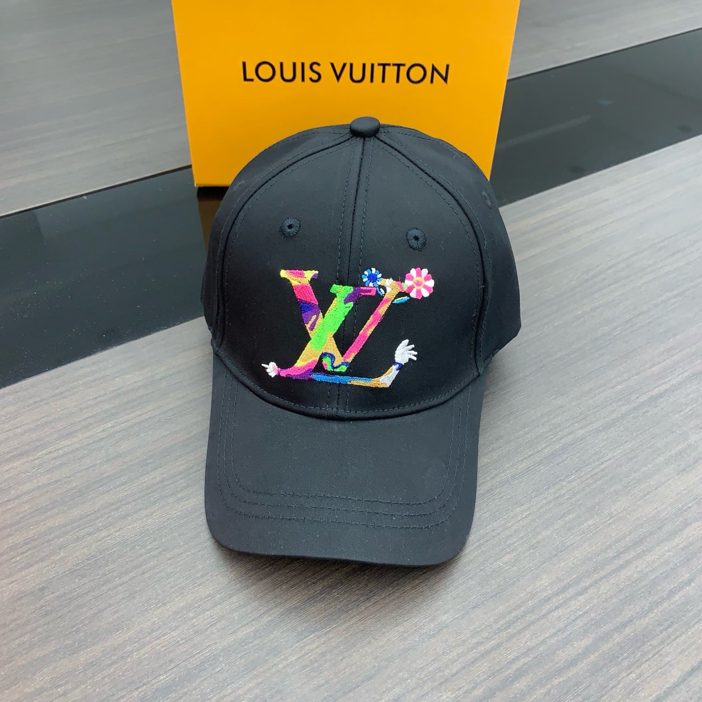 125ZE517MDE Stylish hats