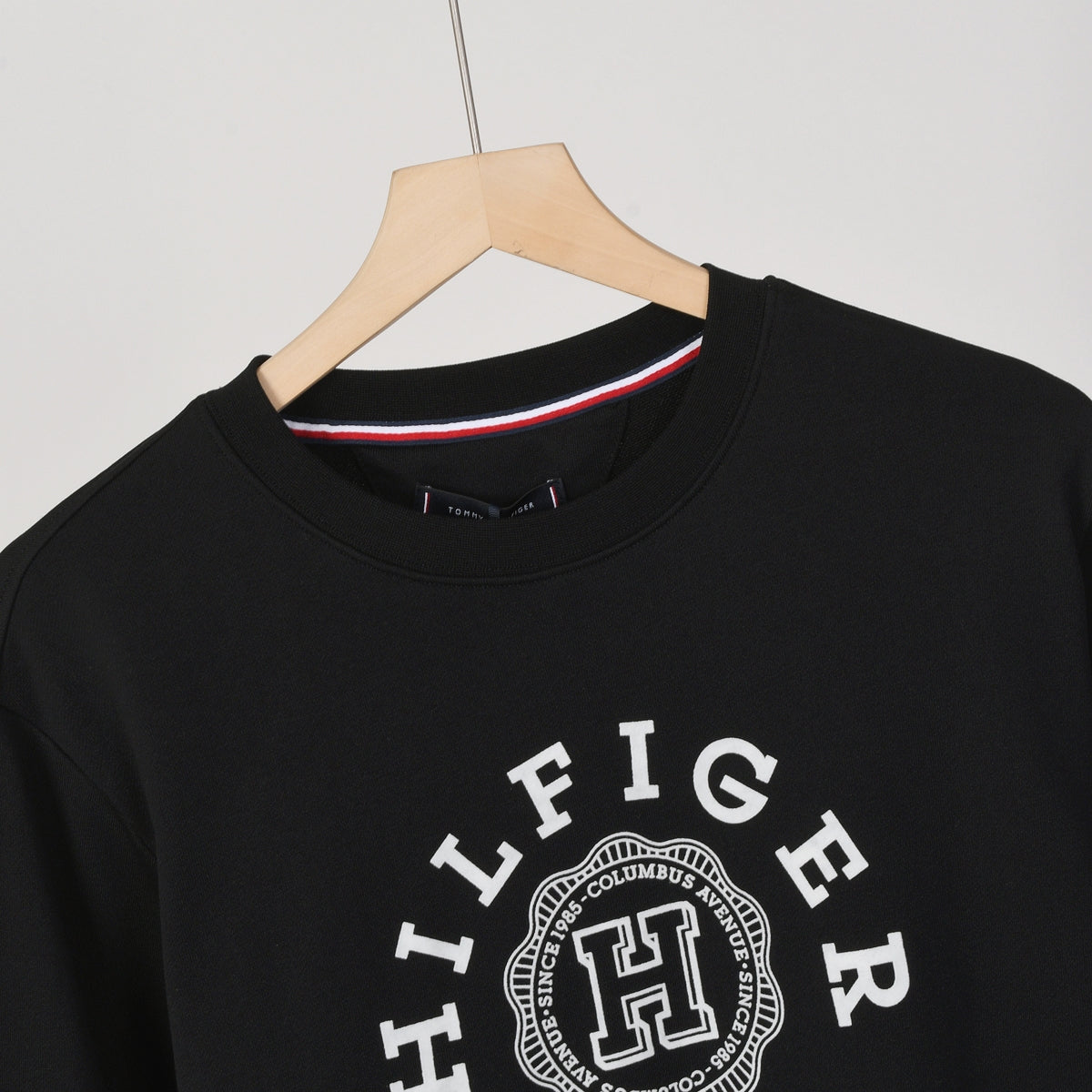 175ZA84UDE Stylish Sweaters