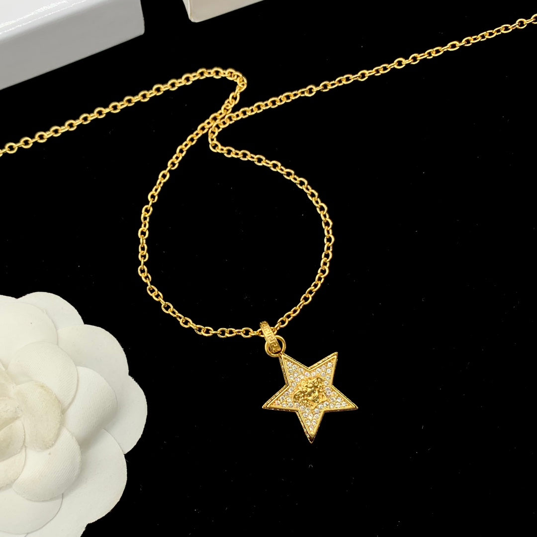 175RV72XDE Stylish Necklace