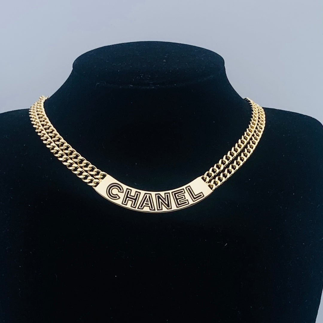 84C98XDE Stylish Necklaces