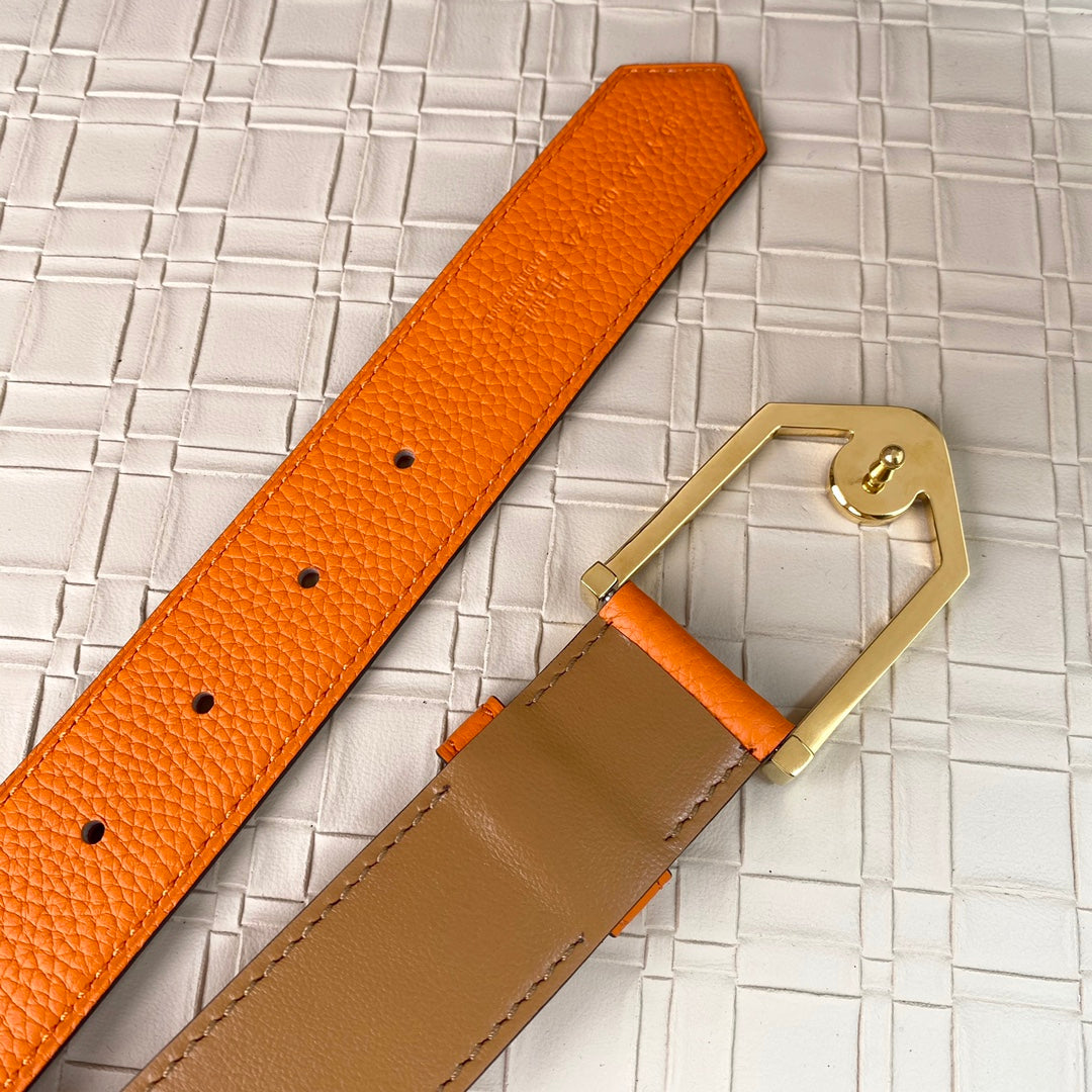 14H107PDE Stylish High quality belt With full package