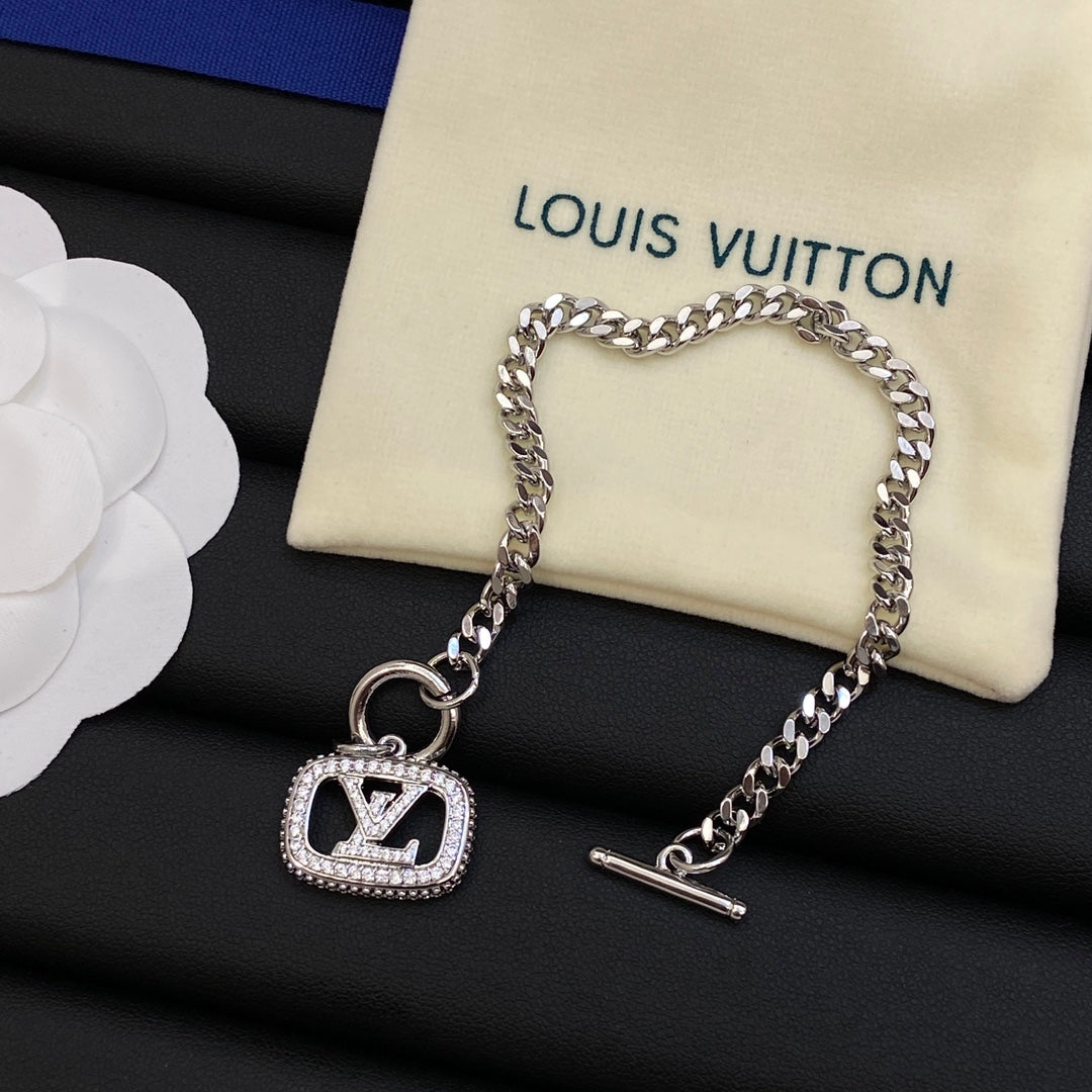 1NE251XDE Stylish Necklaces Bracelets Earrings