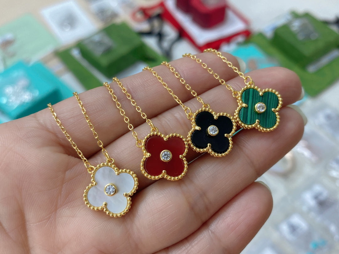 5XVA185XDE Stylish 1 flower necklace