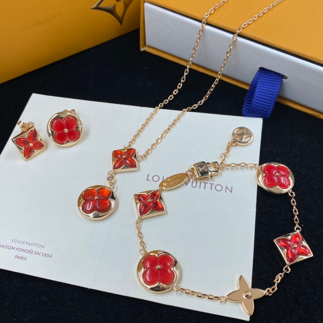 1YE346XDE Stylish Earrings Bracelets Necklaces