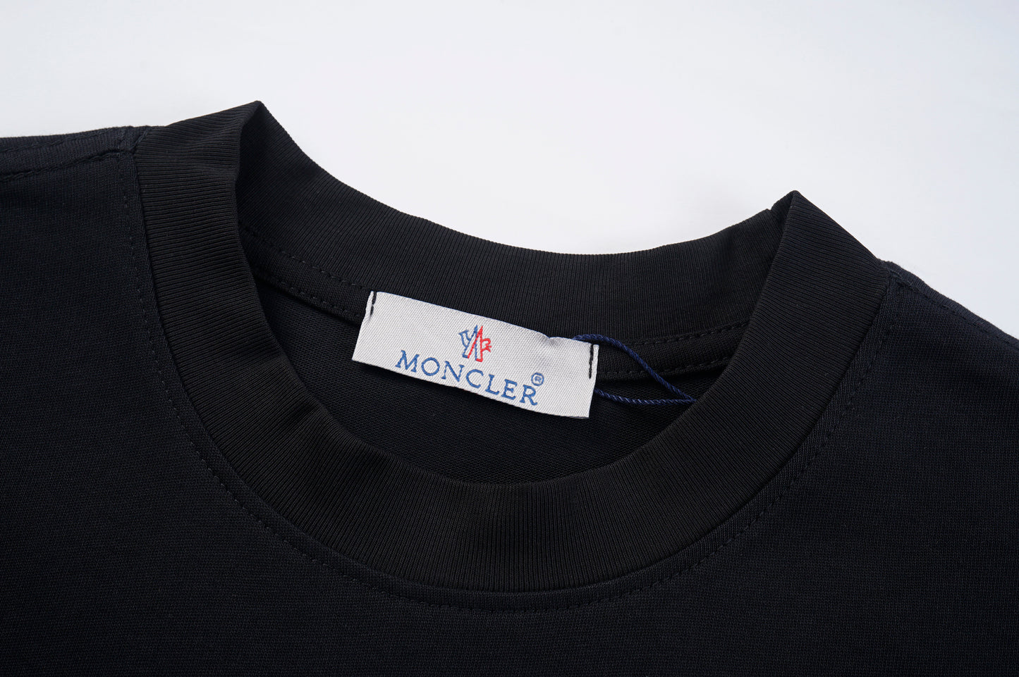 1ZA604UDE Stylish T-shirts