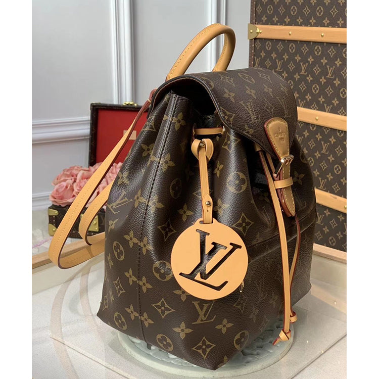 AE013BDE Stylish leather bag