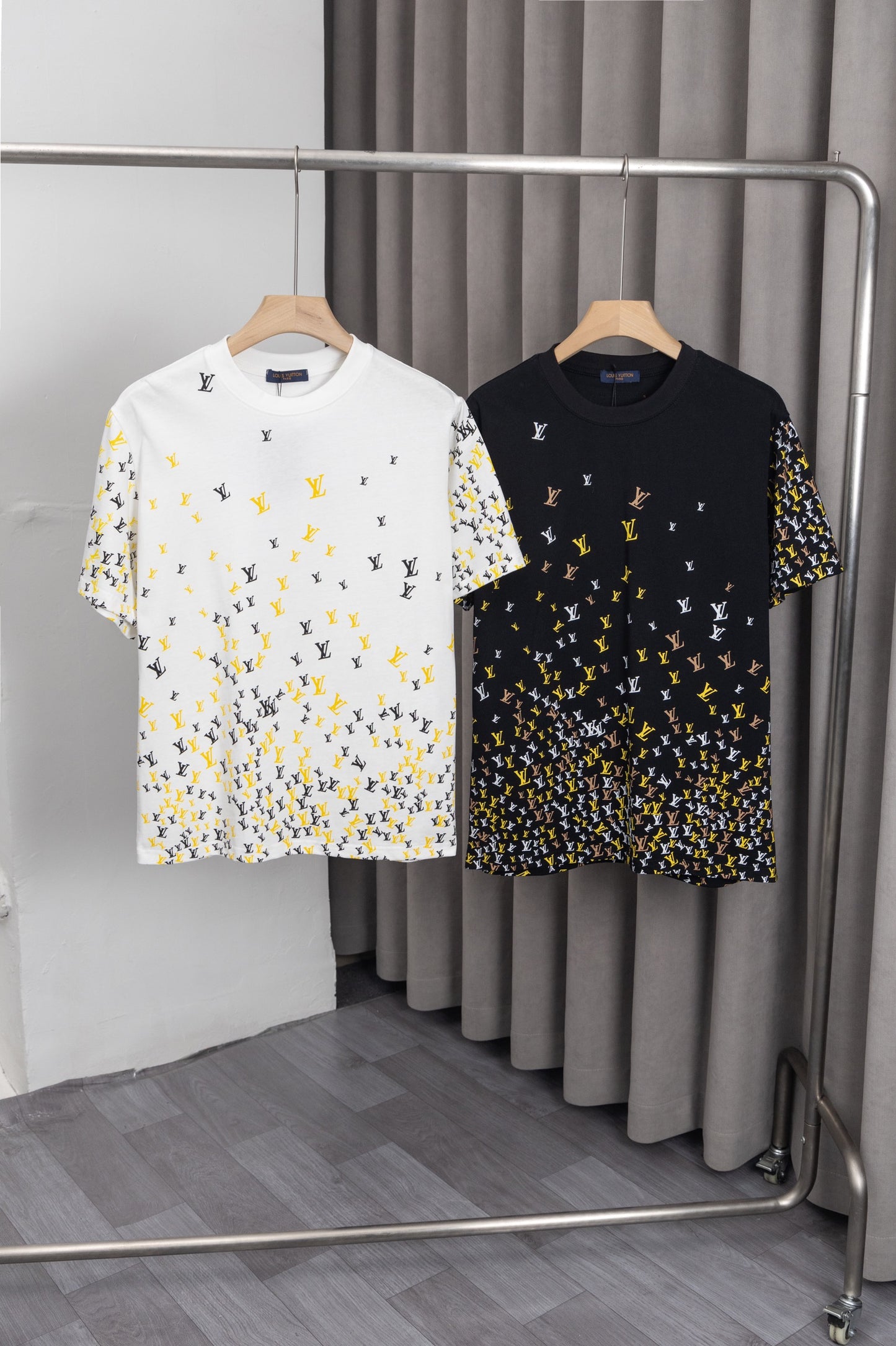 125WE1UDE Stylish T-shirts