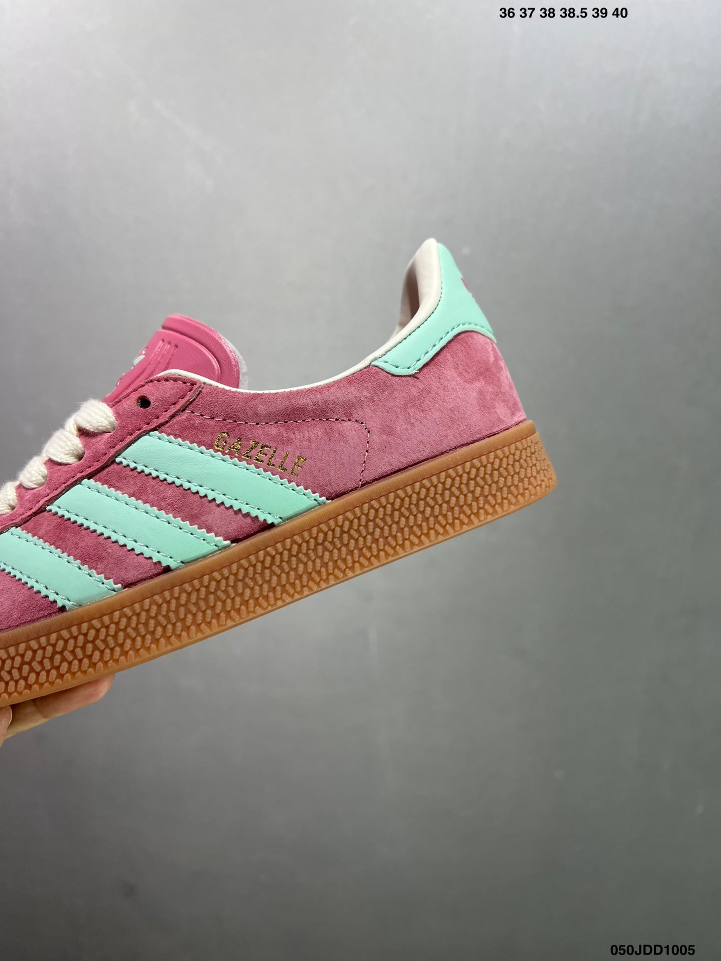 435ZA22ZDE Stylish shoes