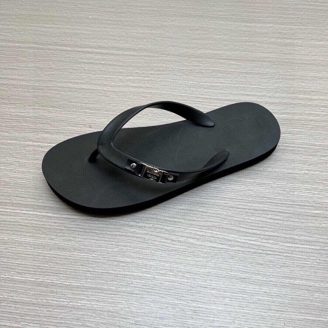 535ZA291ZDE Stylish Slippers