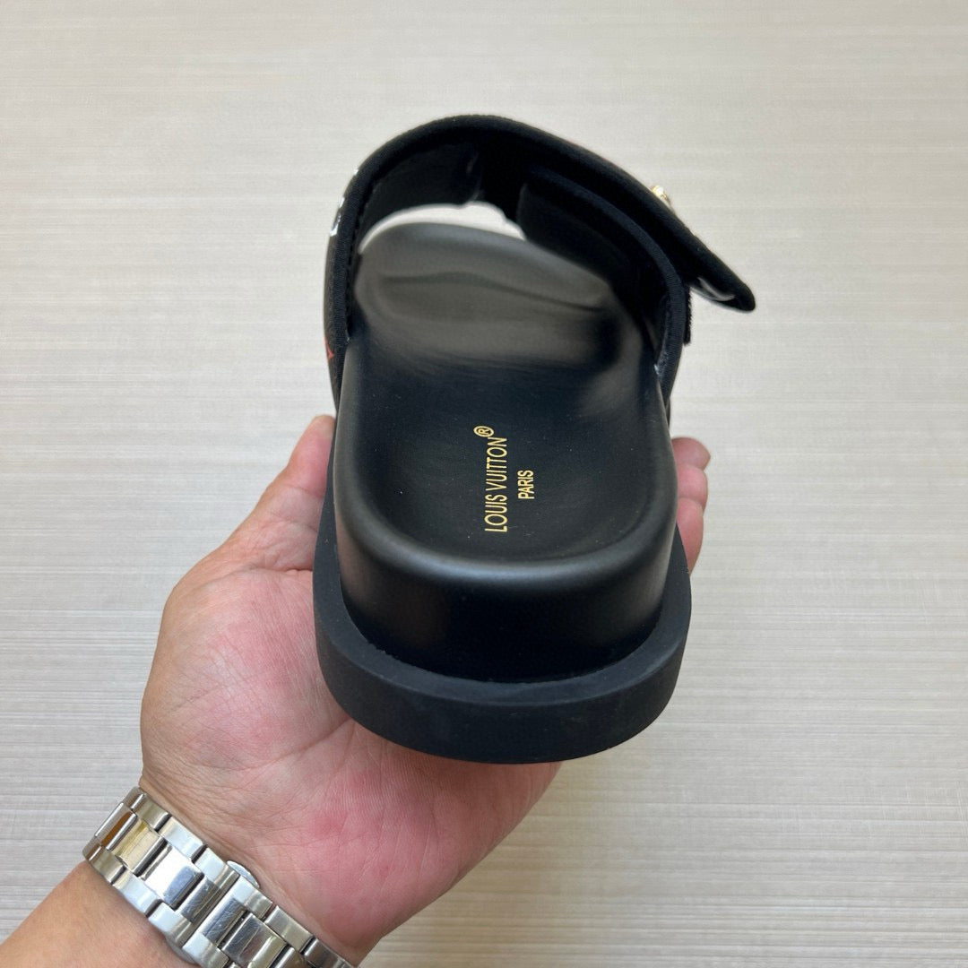 575NE6ZDE Stylish Slippers
