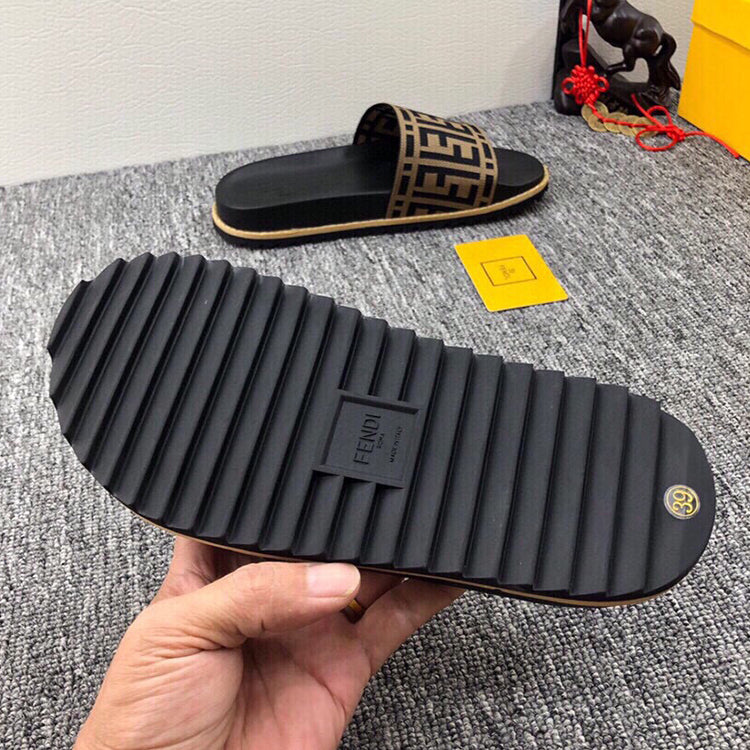 5F1ZDE Stylish Slippers