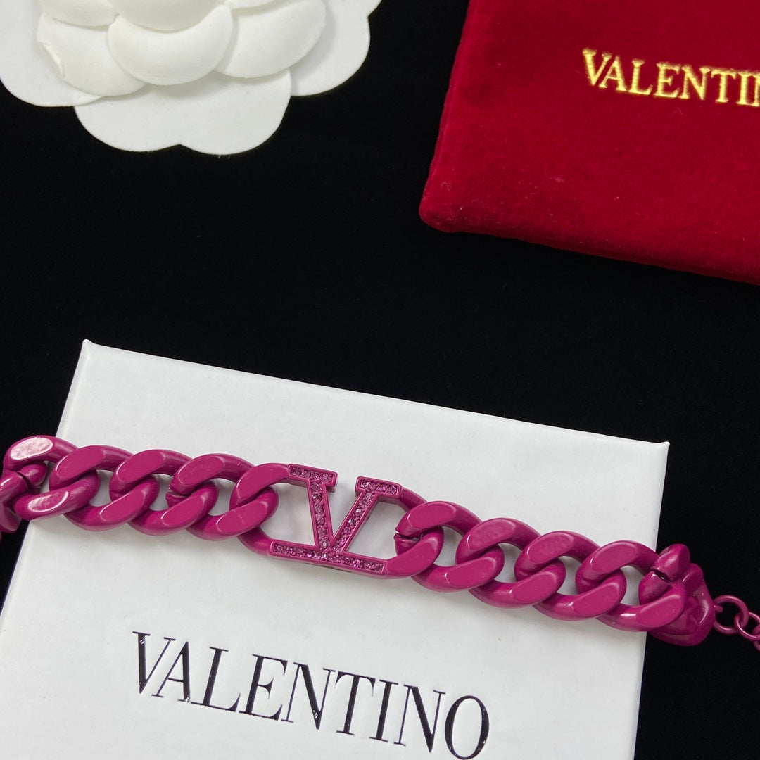 14VL390XDE Stylish Earrings Bracelets Necklaces