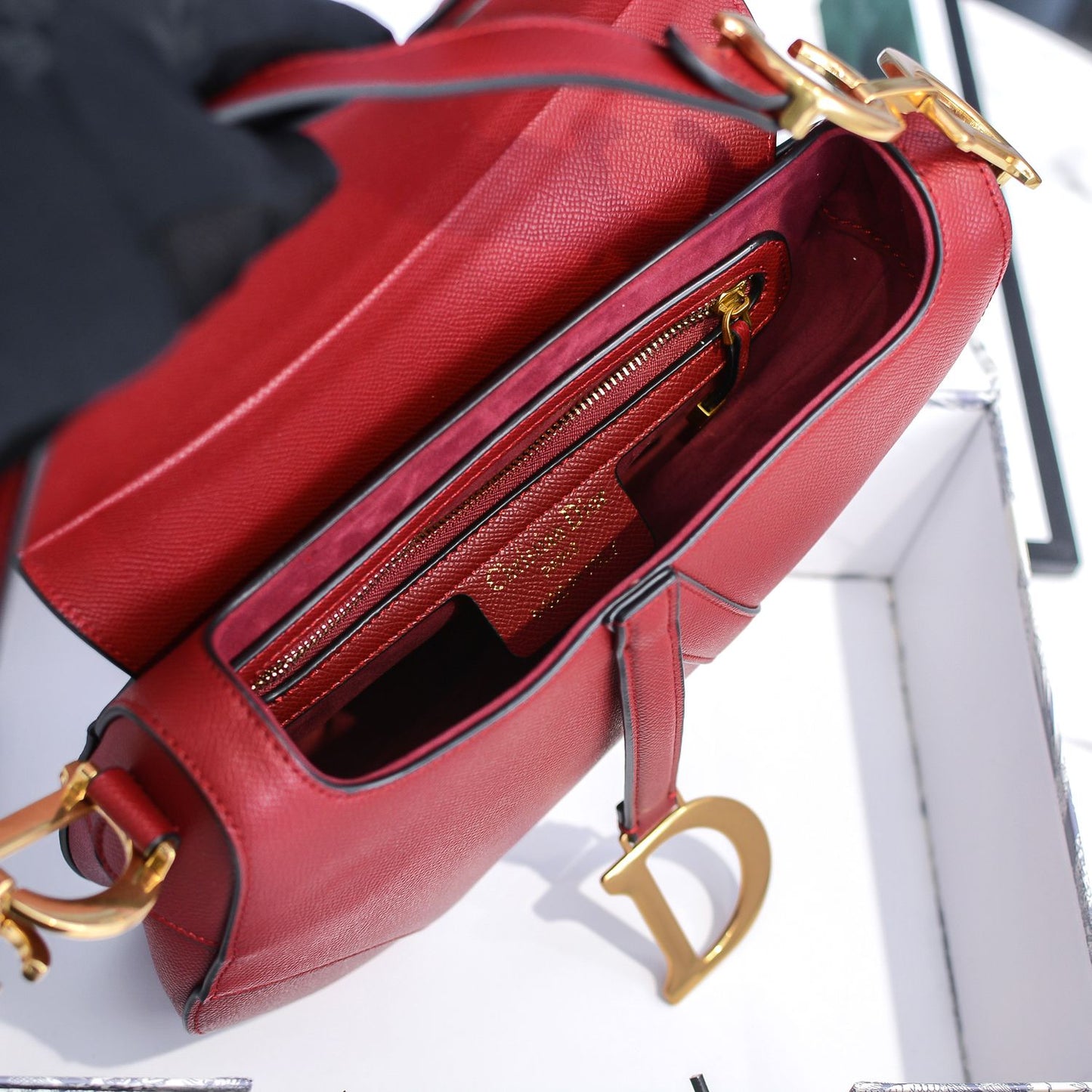 5E15BDE Stylish leather bag