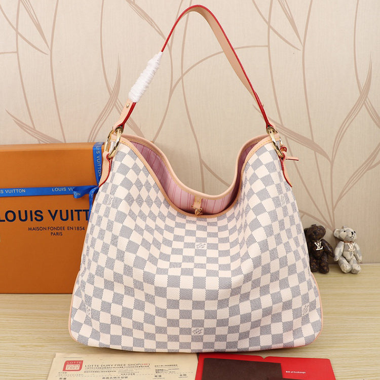 1E86BDE Stylish leather bag