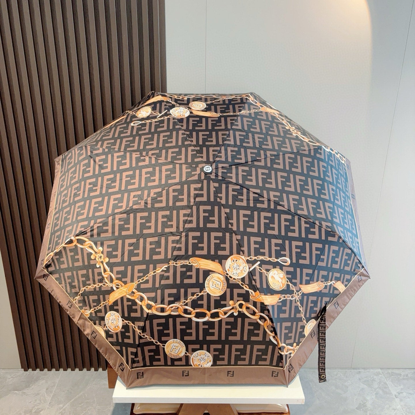 15RE119SDE Stylish UV resistant umbrella