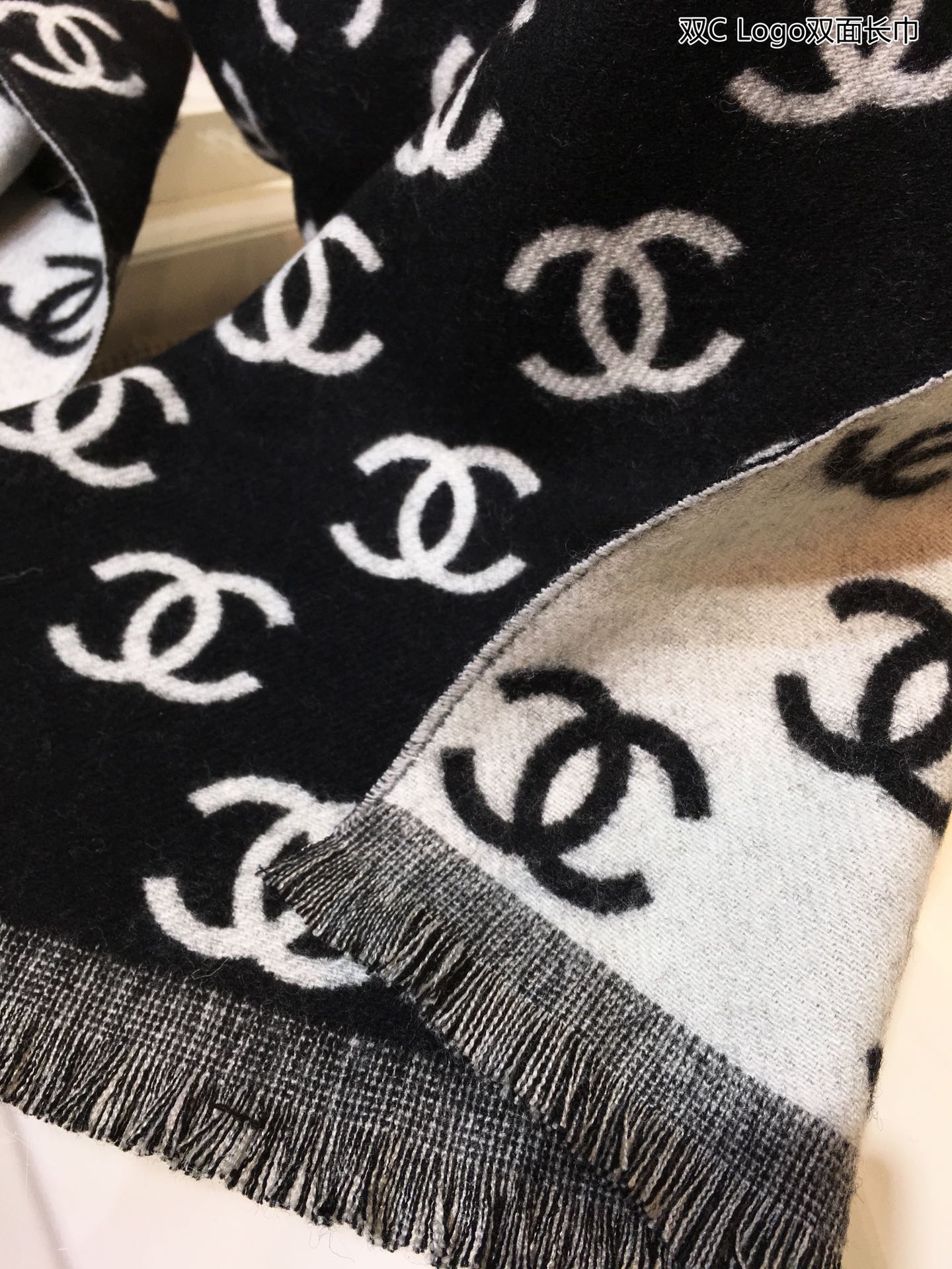 175RC11WDE Stylish Winter Scarves