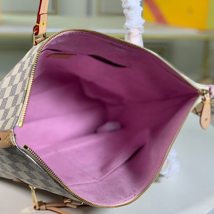 1E001BDE Stylish leather bag
