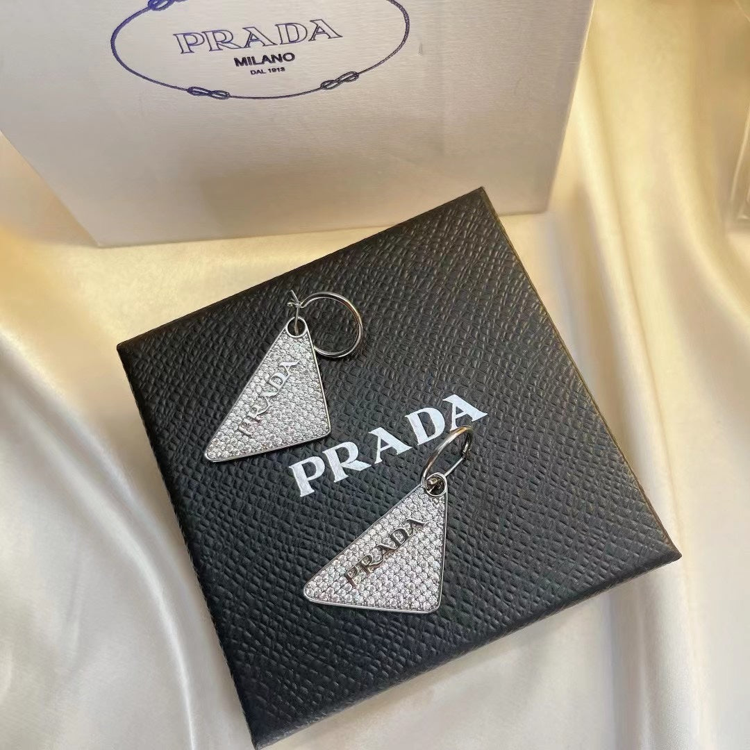 14PD515EDE Stylish Earrings