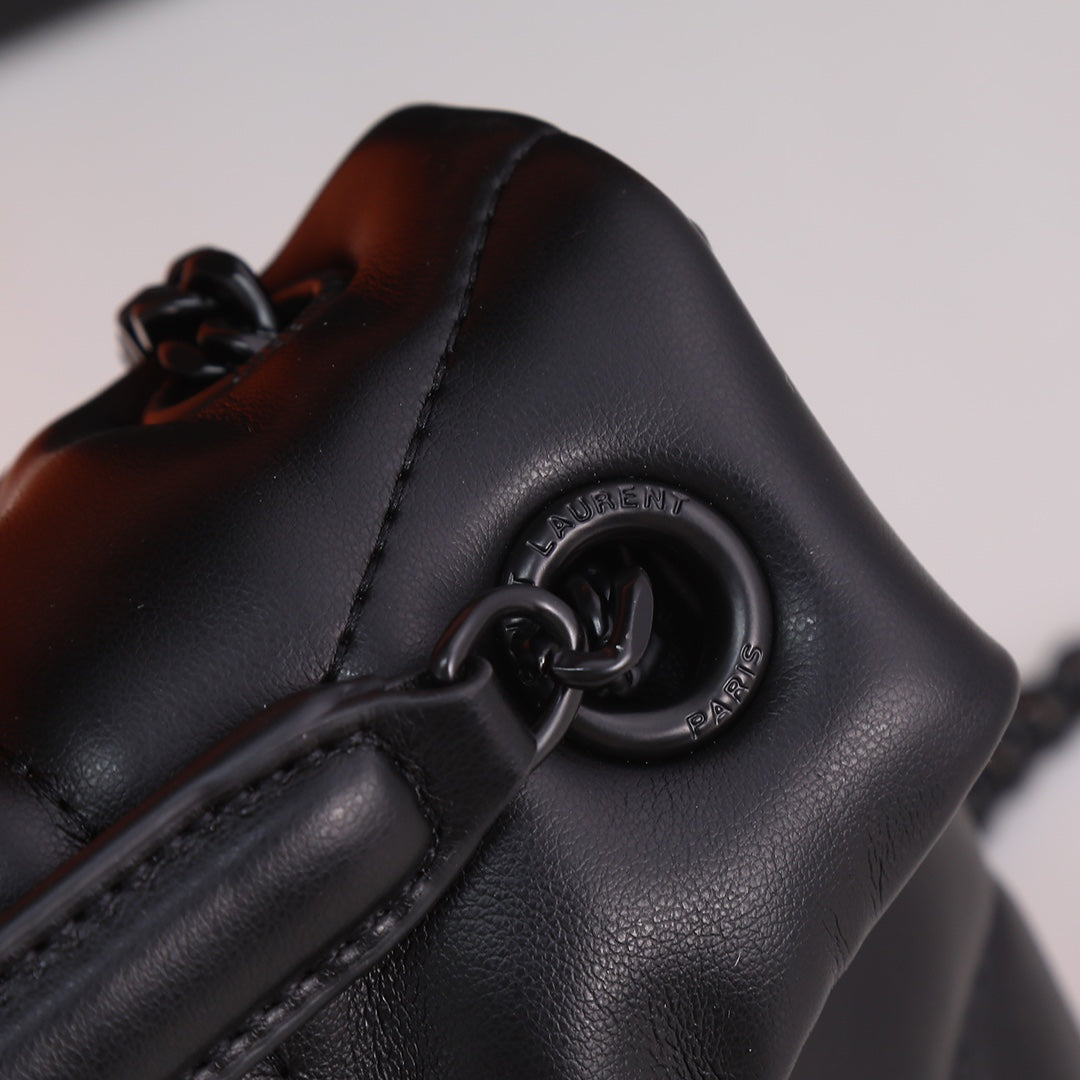 1XSL16BDE Stylish leather bag