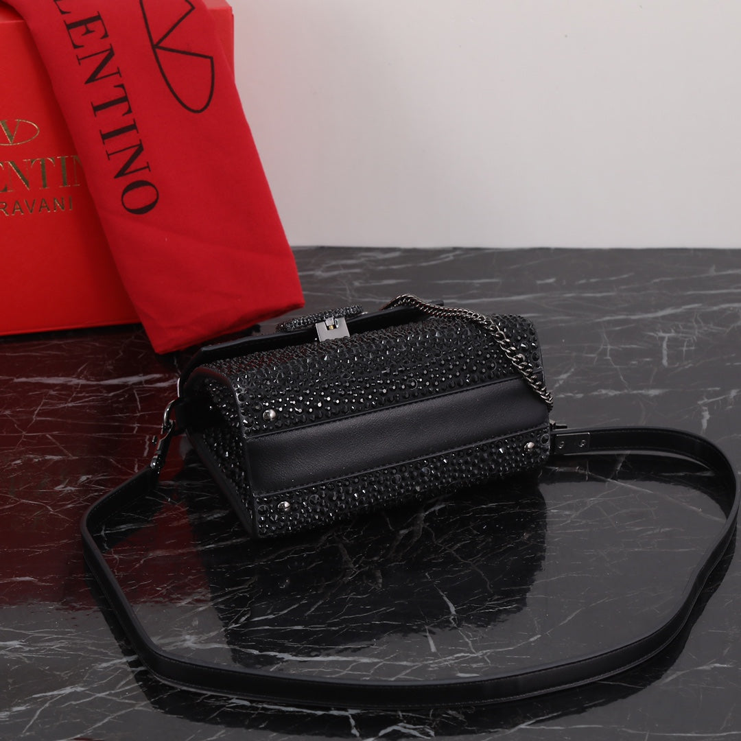 XA26BDE Stylish bag