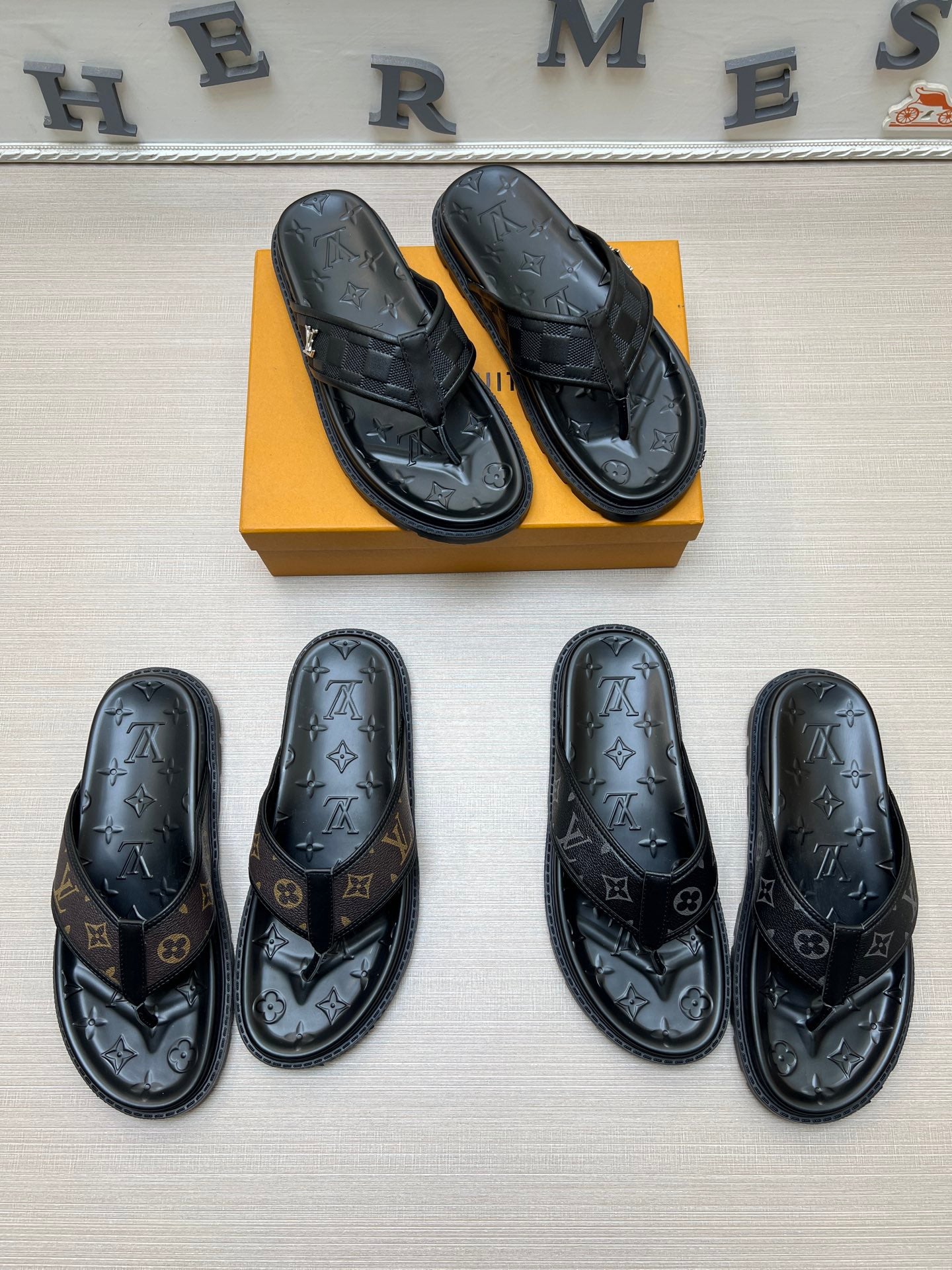535ZE303ZDE Stylish Slippers