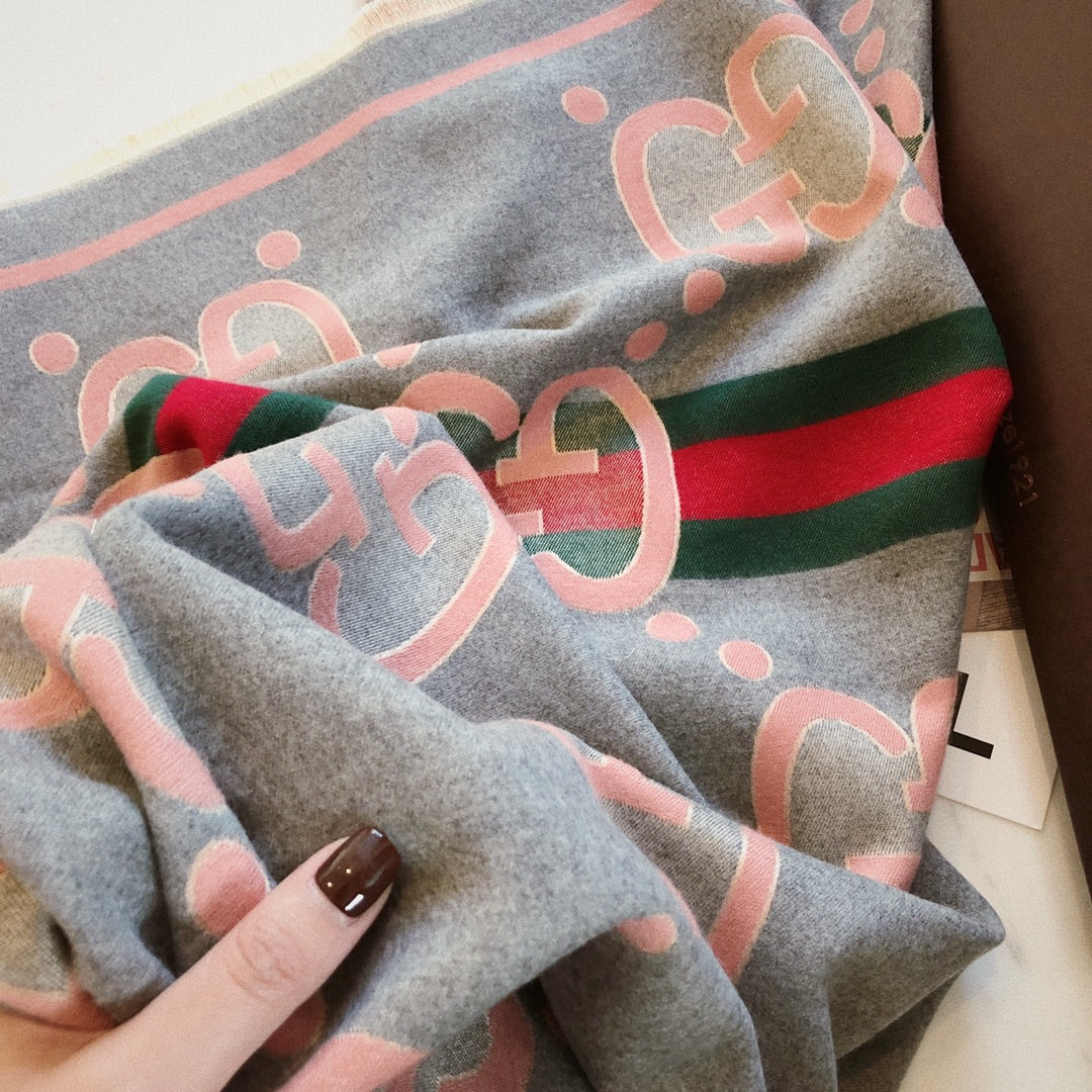 175RB35WDE Stylish Winter Scarves