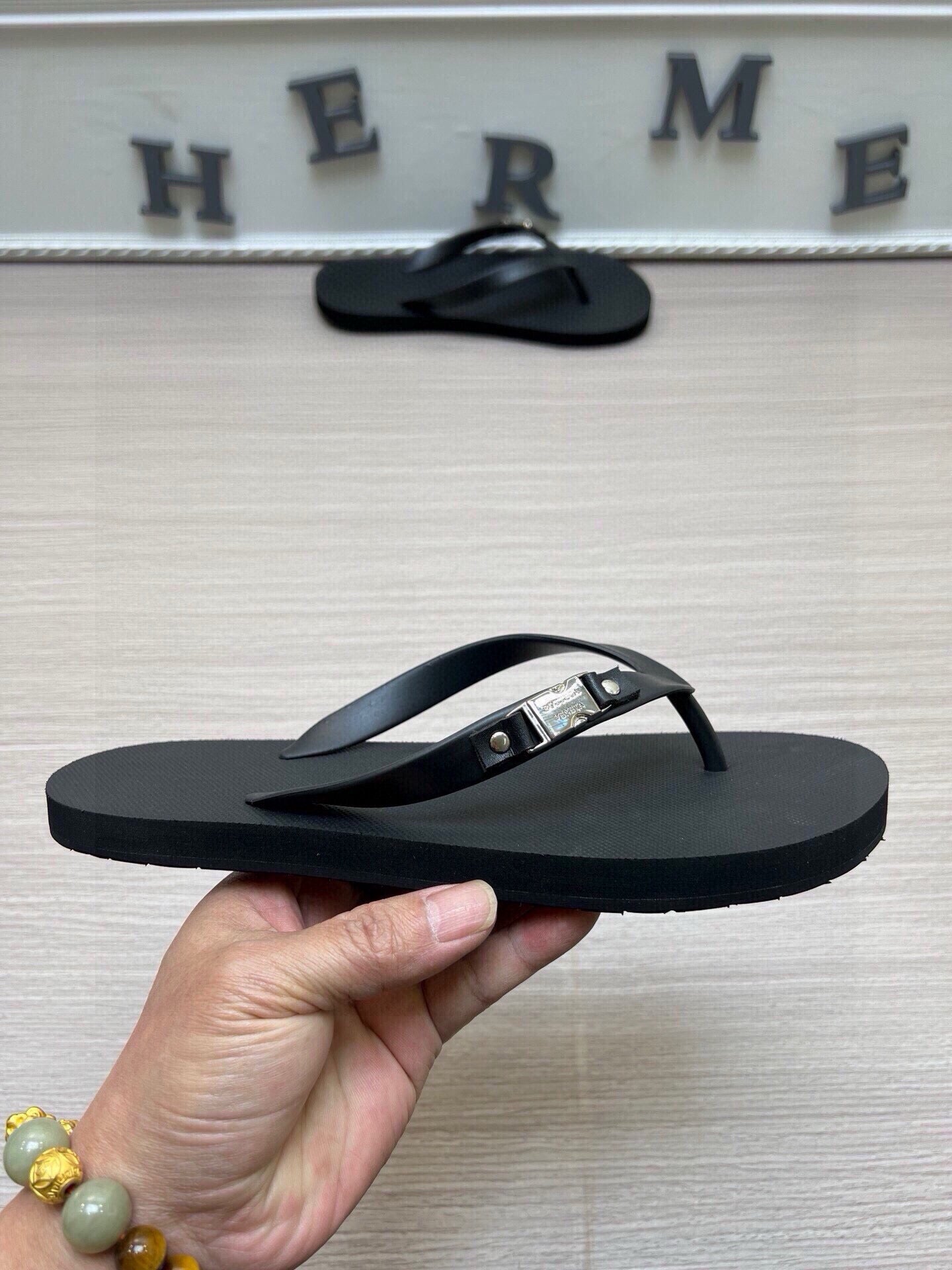 535ZA291ZDE Stylish Slippers