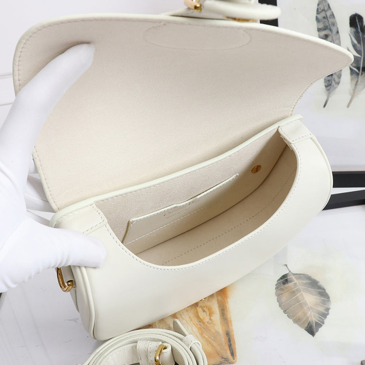 1L48BDE Stylish leather bag
