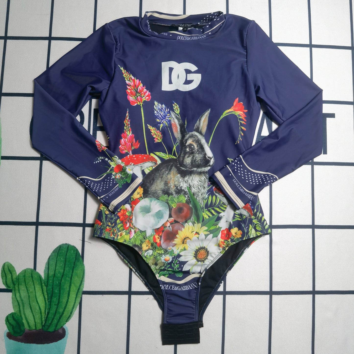 14A98YDE Stylish Long sleeve swimsuit