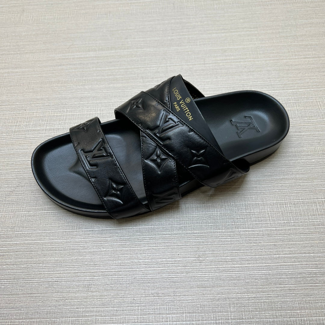 54E89ZDE Stylish slippers