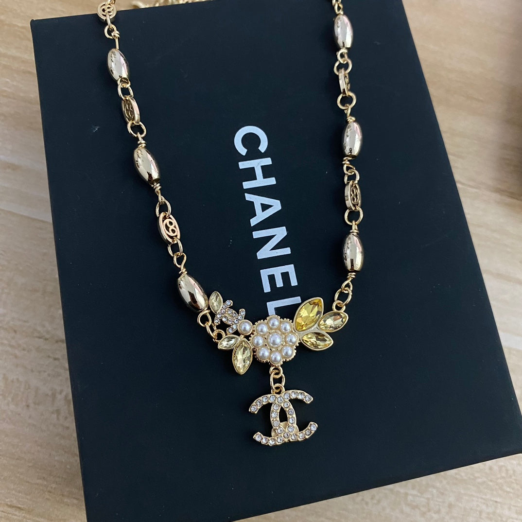 14C189XDE Stylish Necklaces