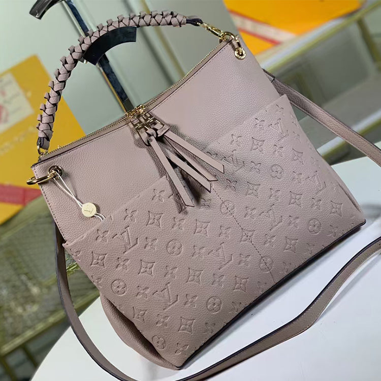 2E70BDE Stylish leather bag