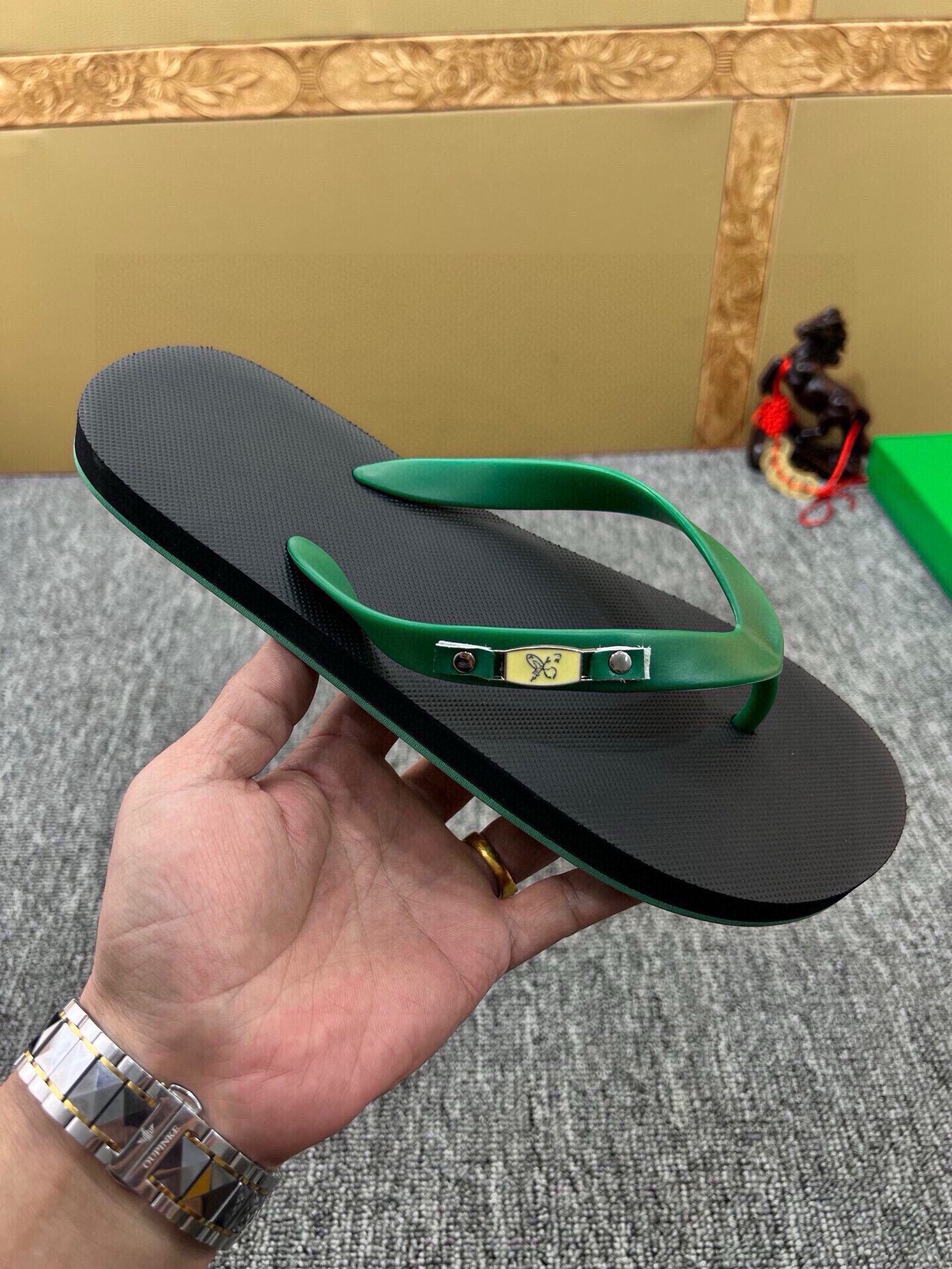 535ZA292ZDE Stylish Slippers