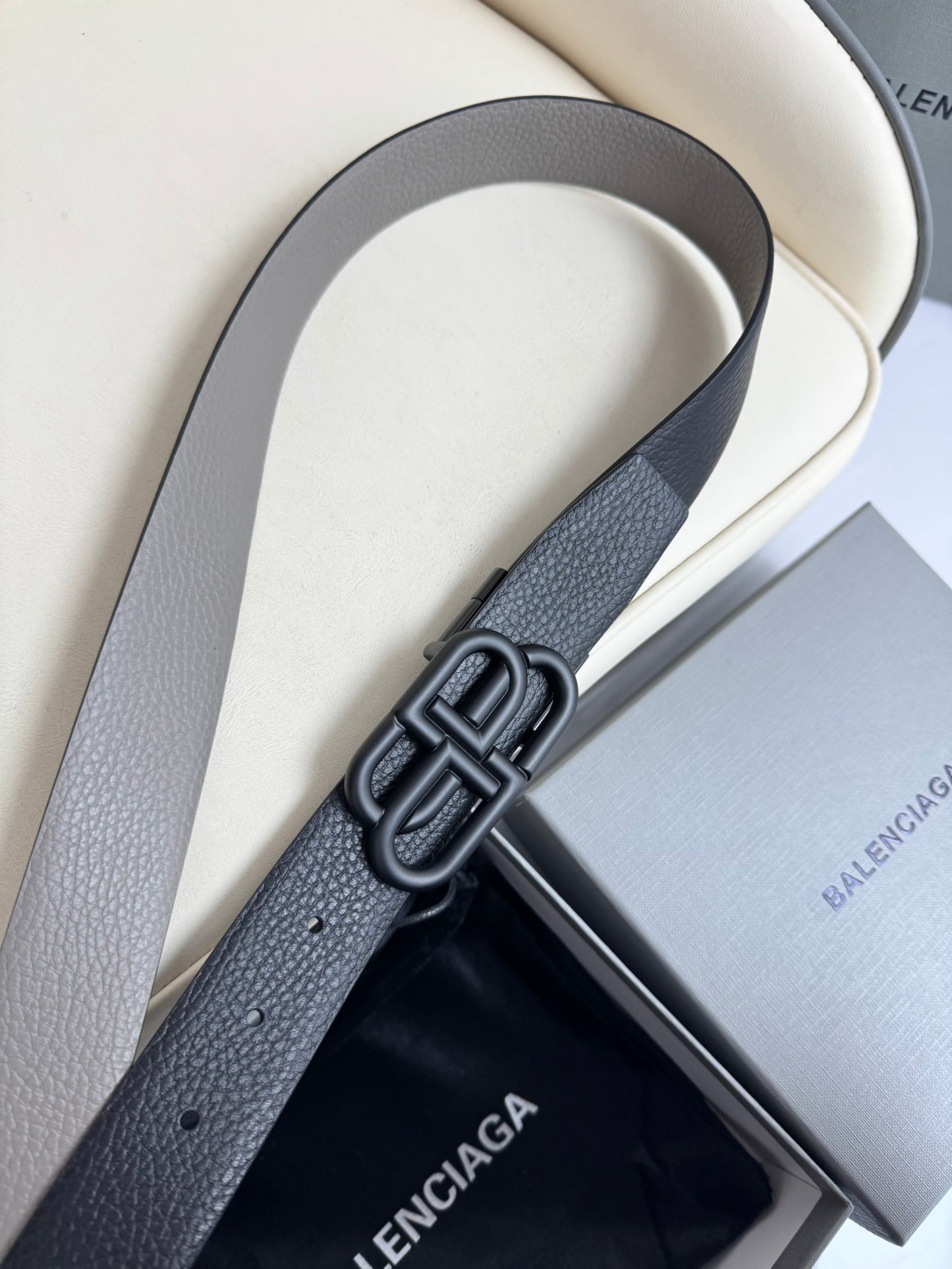 155RJ239PDE Stylish High quality belt With full package