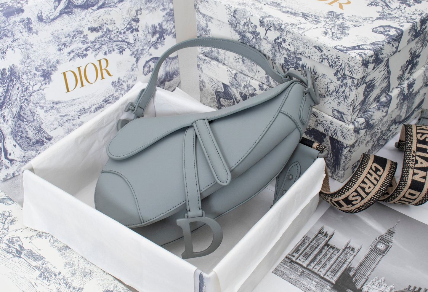 5D10BDE Stylish leather bag