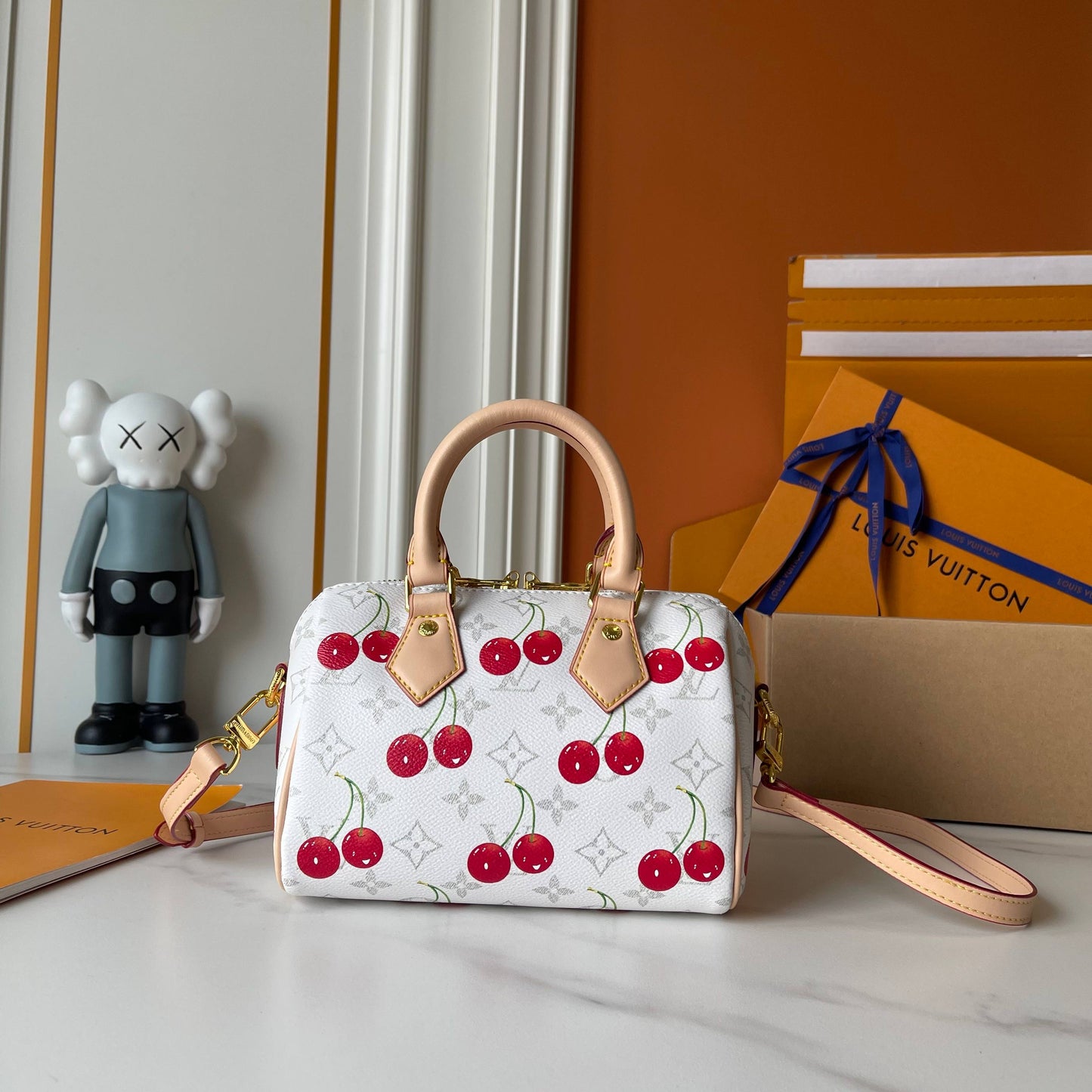 15RE28BDE Stylish bag