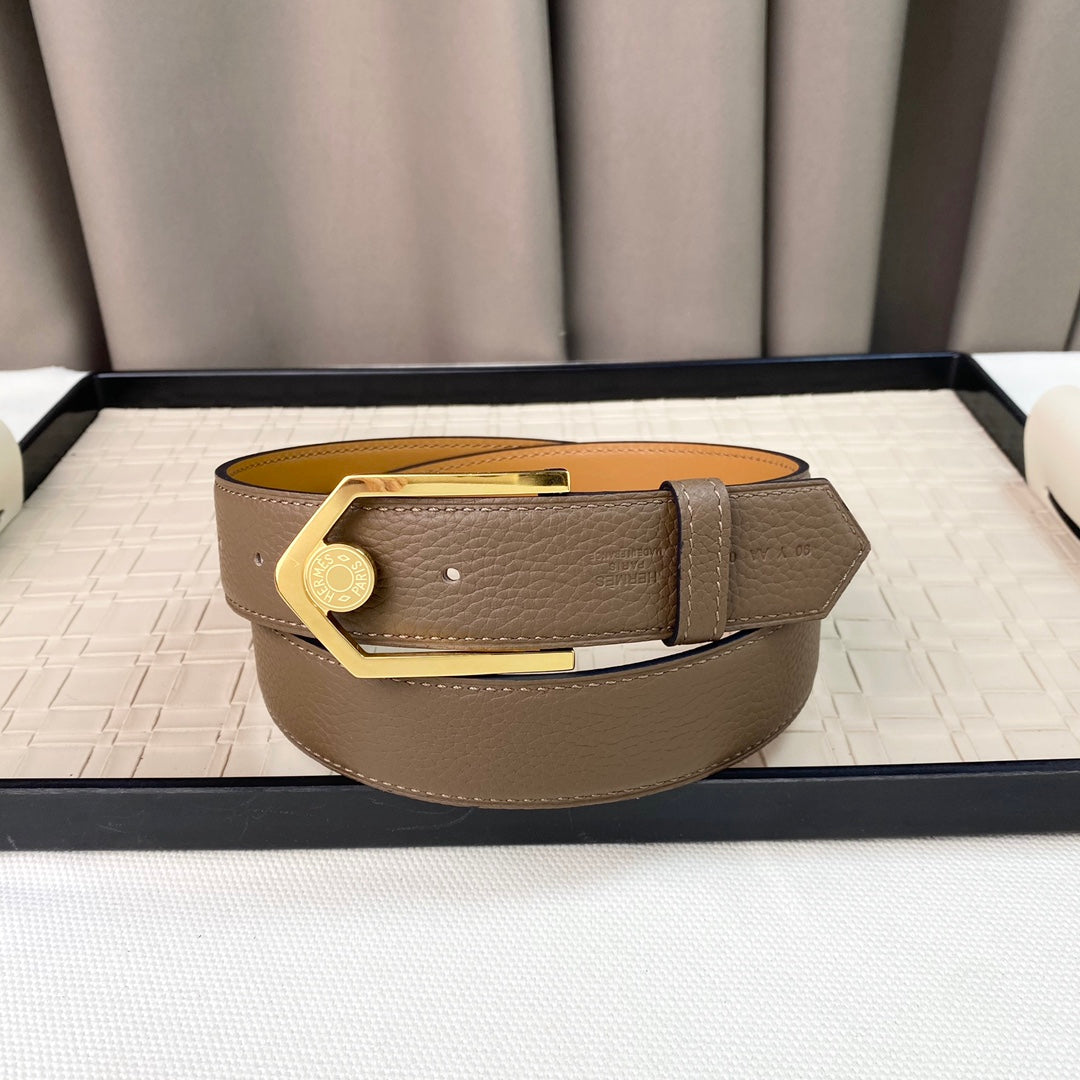 14H107PDE Stylish High quality belt With full package