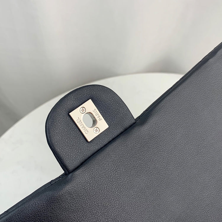 1C67BDE Stylish leather bag