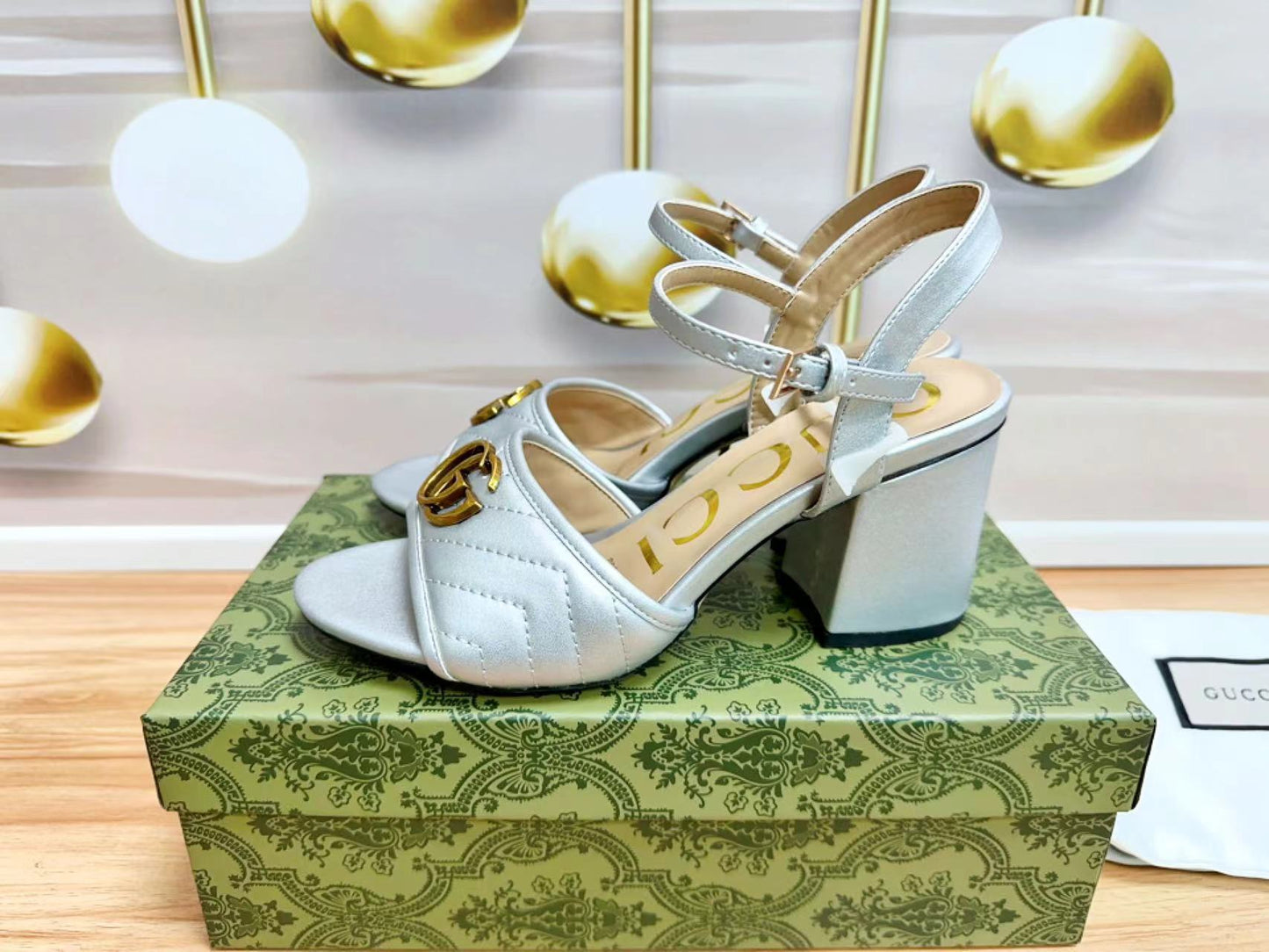 14B182ZDE Stylish High heels Heel height 7cm