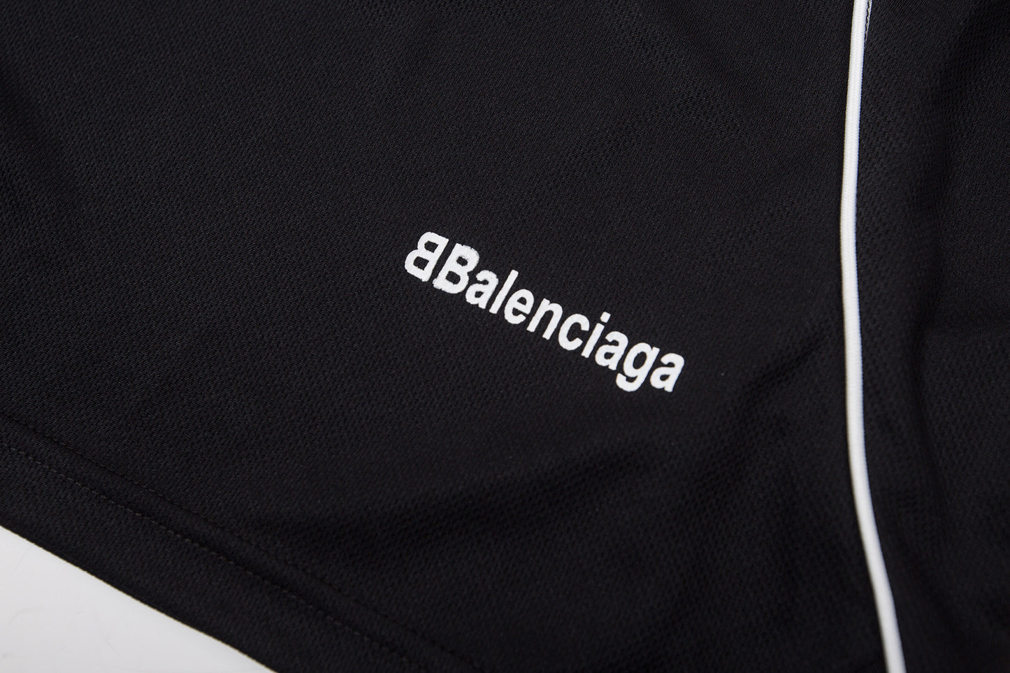 185ZJ136UDE Stylish Sweaters