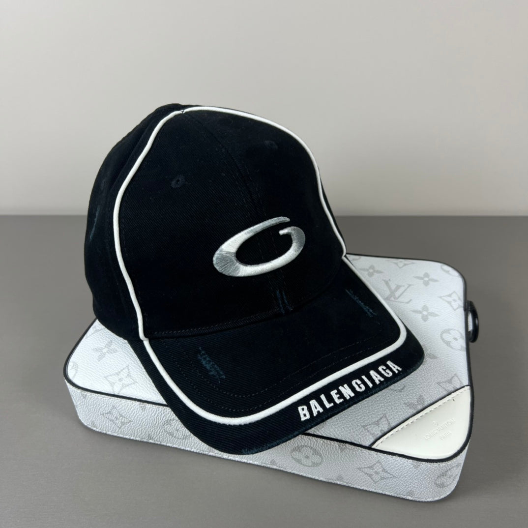 125ZJ527MDE Stylish hats
