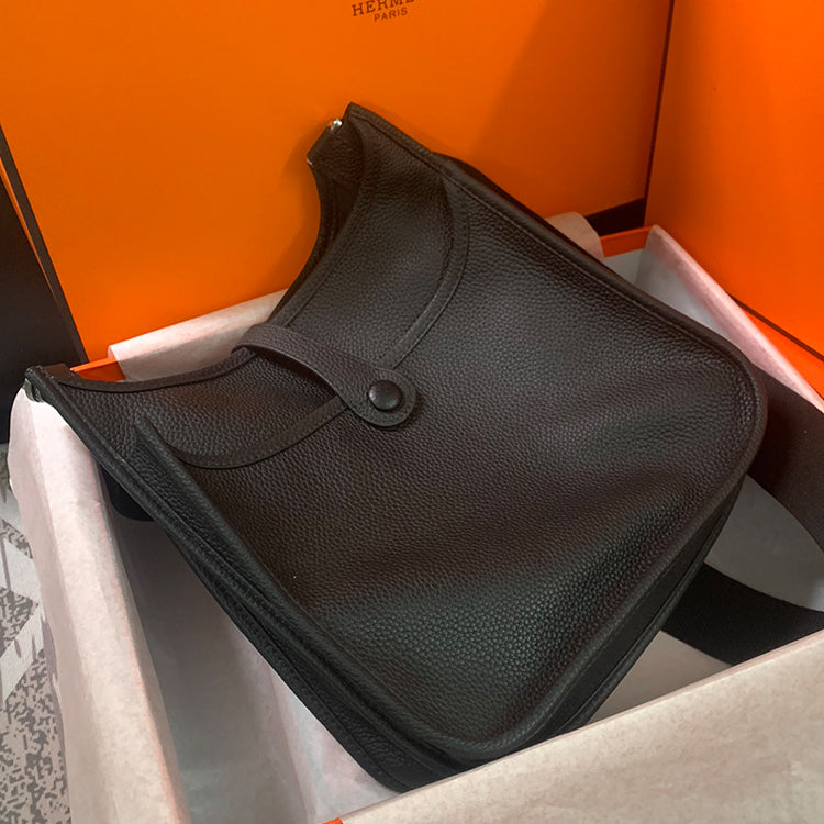 1H1BDE Stylish leather bag