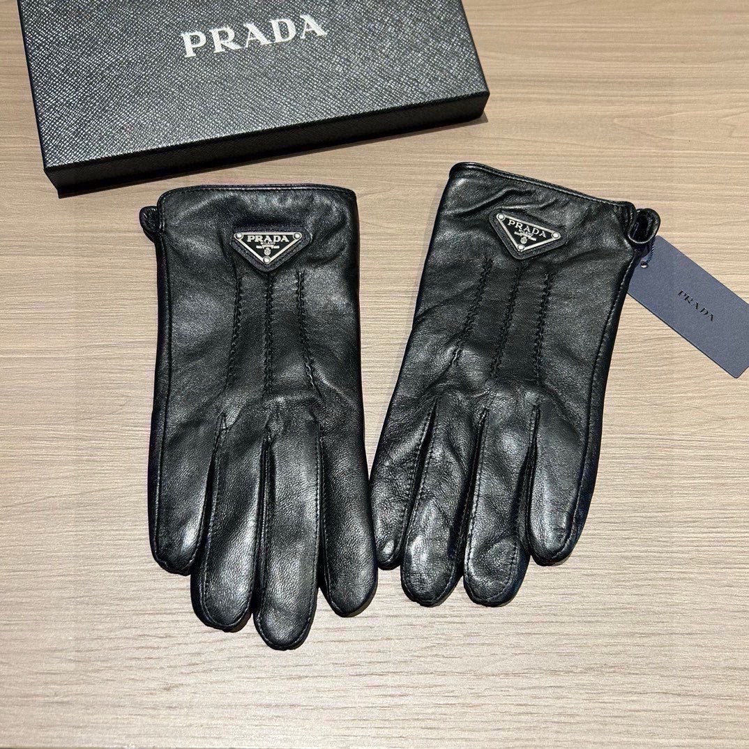 14PD49SDE Stylish gloves