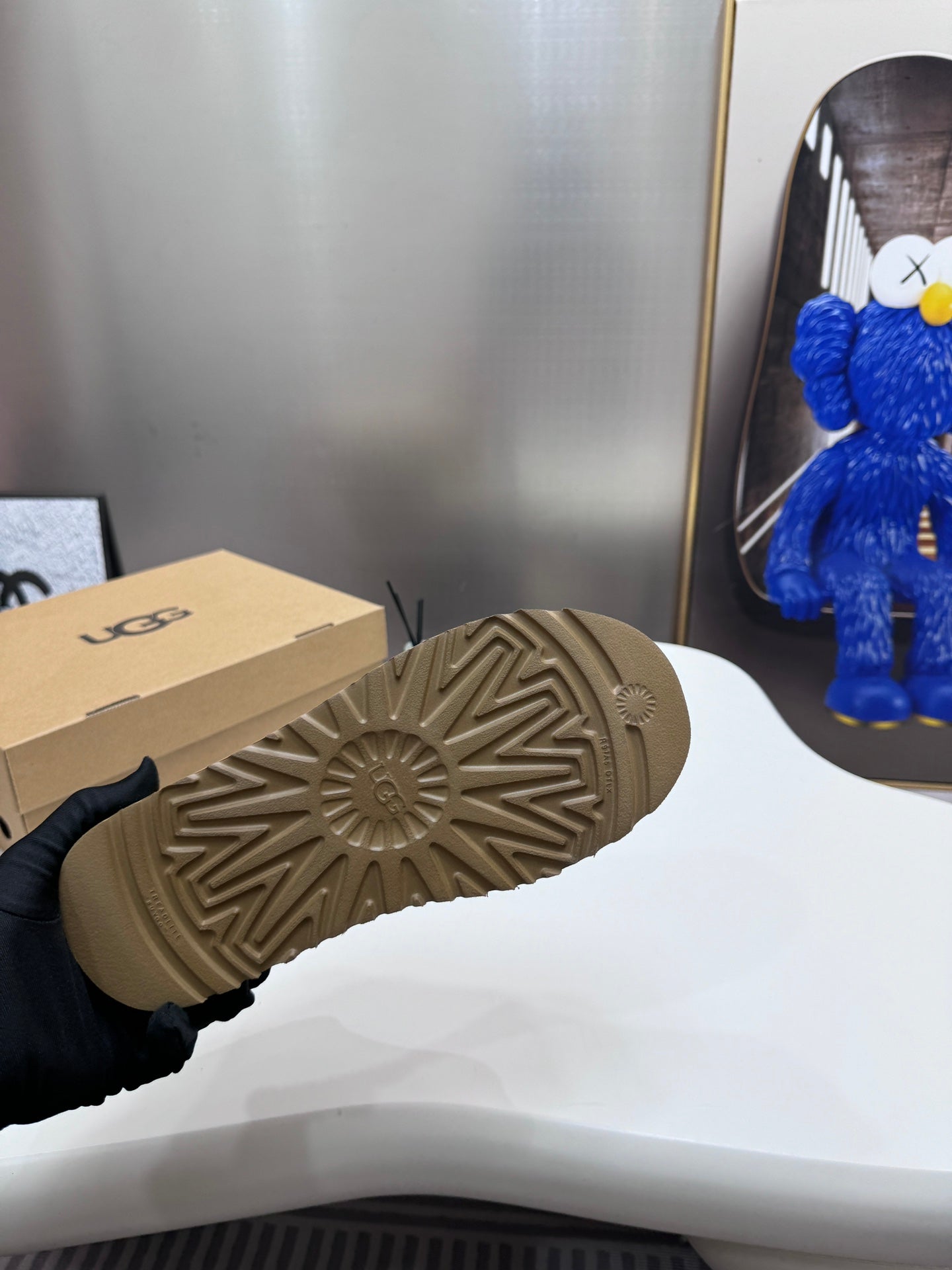 1LU13ZDE Stylish snow boots
