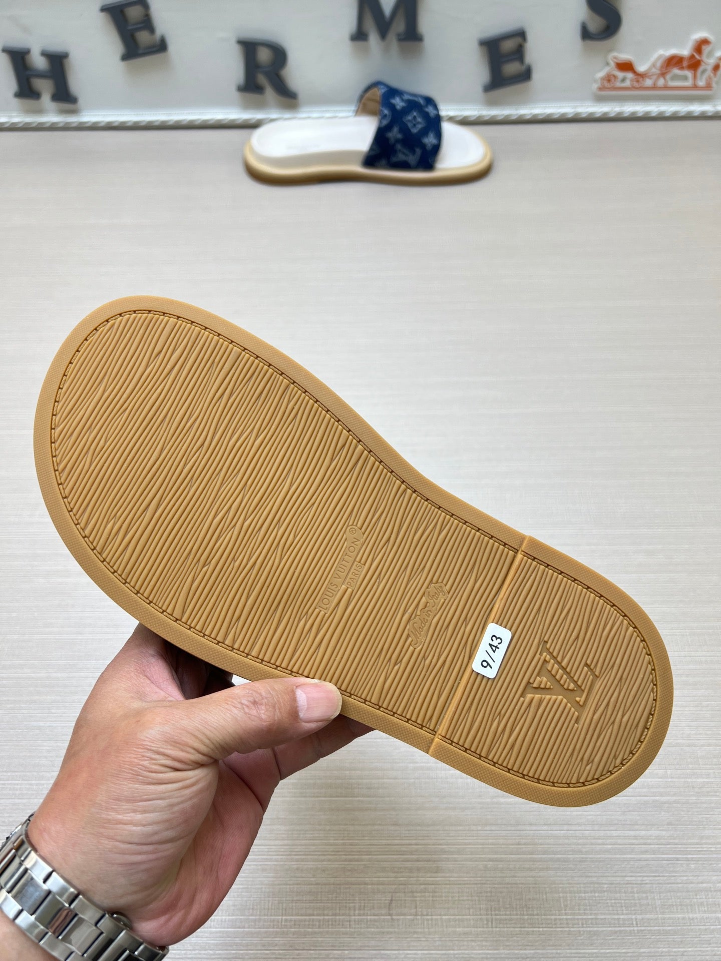 535ZE302ZDE Stylish Slippers
