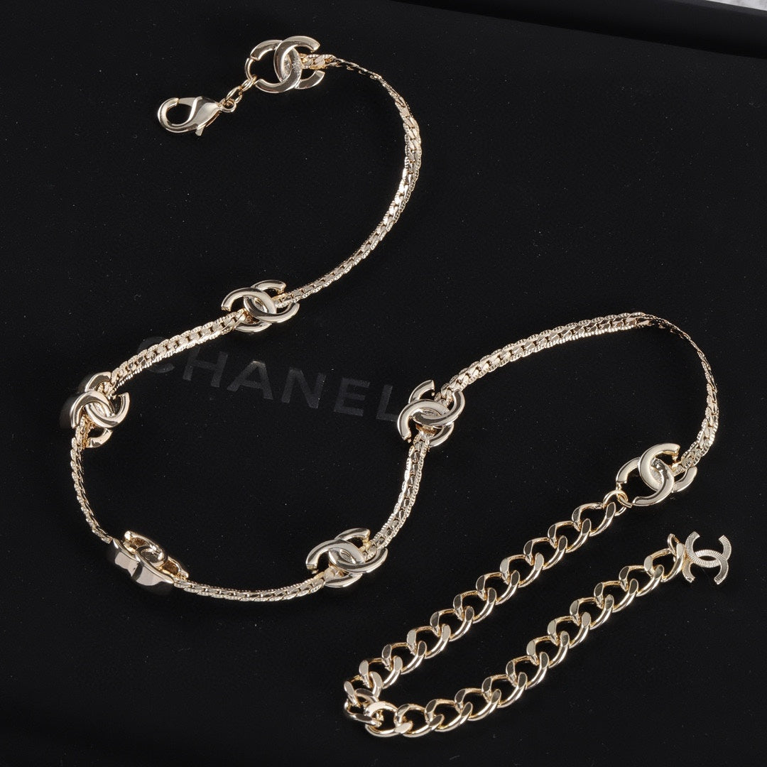 14C1090XDE Stylish Necklaces