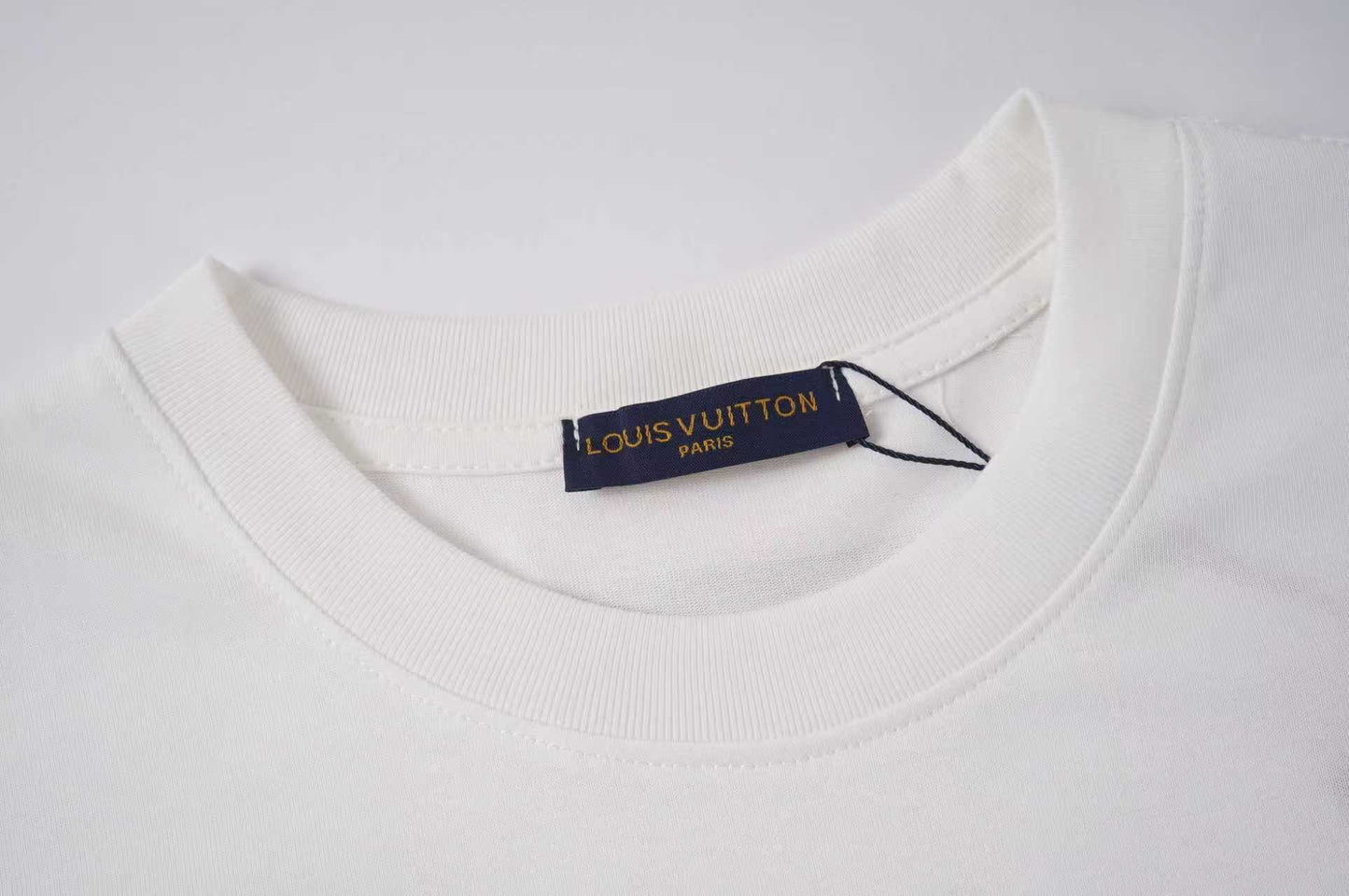 175ZE6UDE Stylish T-shirts